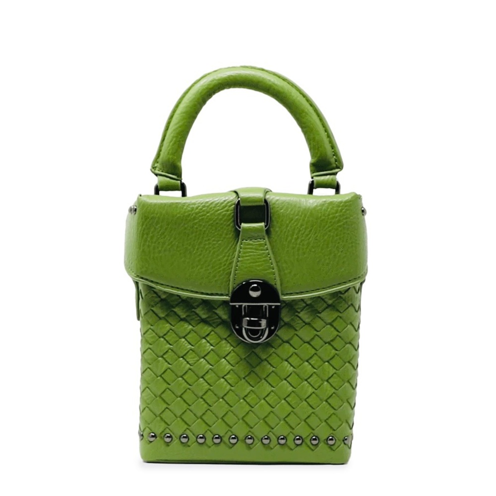Vivorosa Zuni Bucket Bag!